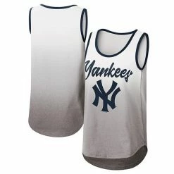 Women's G-III 4Her By Carl Banks White New York Yankees Logo Opening Day Tank Top